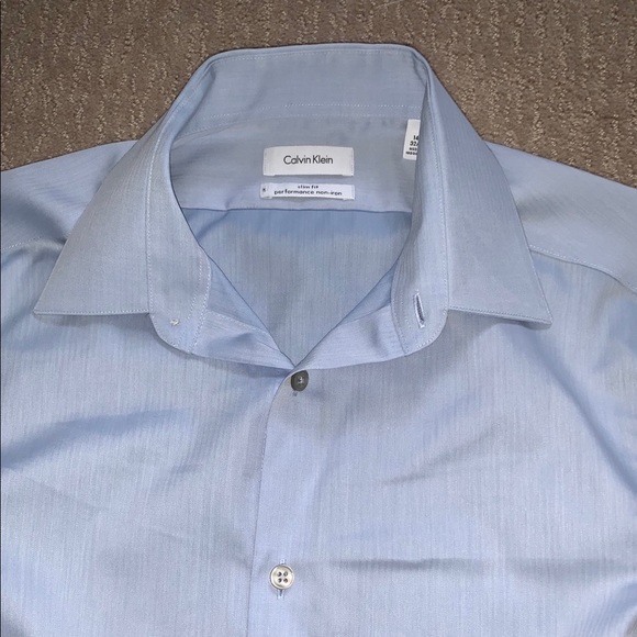 Calvin Klein - slim fit 14 1/2” 32/33 (non iron) - SMALL - Picture 2 of 6